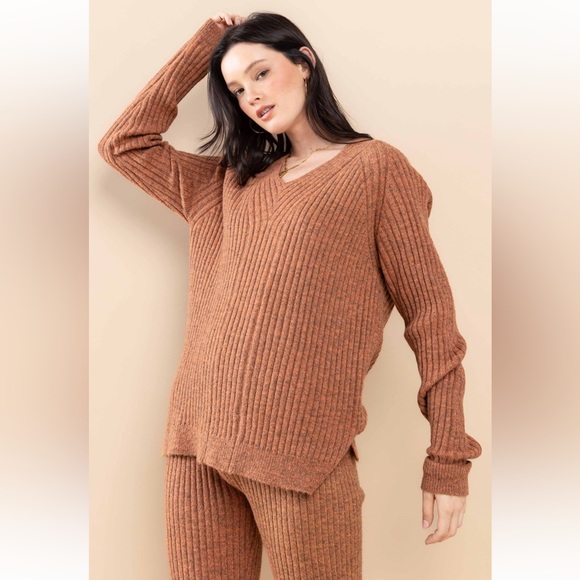 17 Fabulous Ribbed Sweater Top & Pants Set - Picture 2 of 6